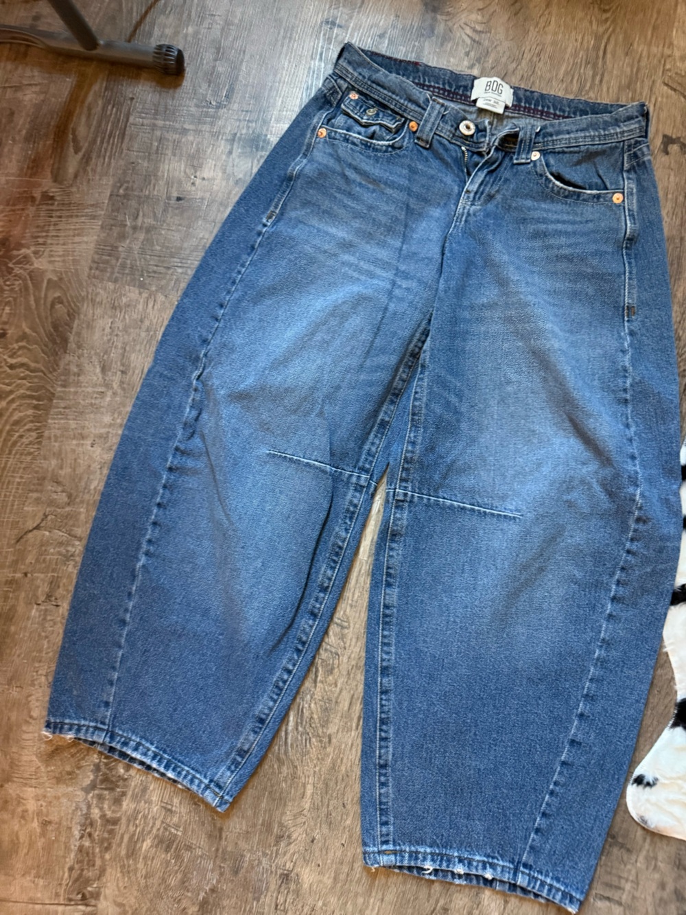 BDG women’s Barrel Straight Dark Blue Denim Jeans